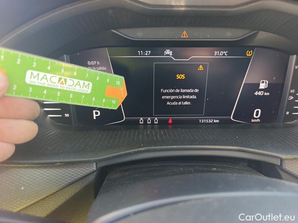  Skoda  KAMIQ SKODA  1.0 TSI 110 CV DSG Ambition #21