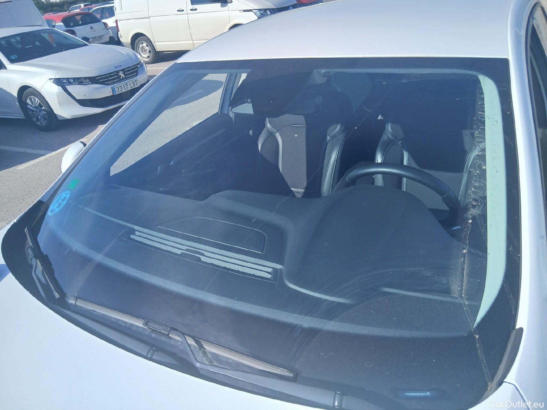  Renault  Megane RENAULT Mégane Zen Blue dCi 115 CV / 5P  #1