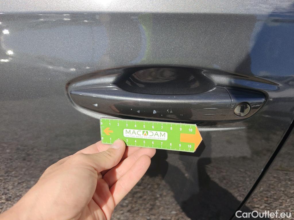  Peugeot  508 PEUGEOT  Hybrid / 2018 / 5P / berlina con portón 5P Allure Pack HYBRID 225 e-EAT8 #49