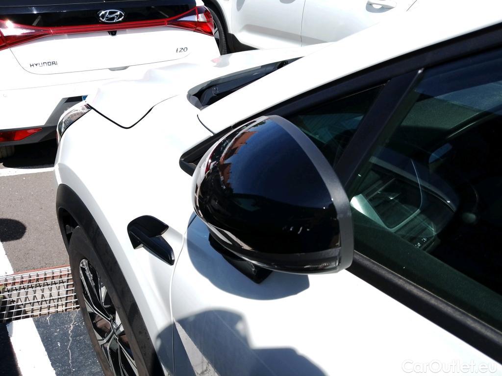 Renault  Captur RENAULT  / 2020 / 5P / todoterreno equilibre TCe 74 kW (100CV) GLP #18