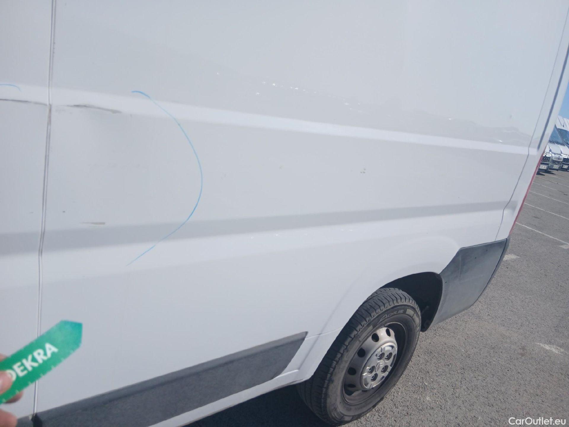  Citroen  Jumper CITROEN  BlueHDi 140 CV Furgón 35L3H3 #36