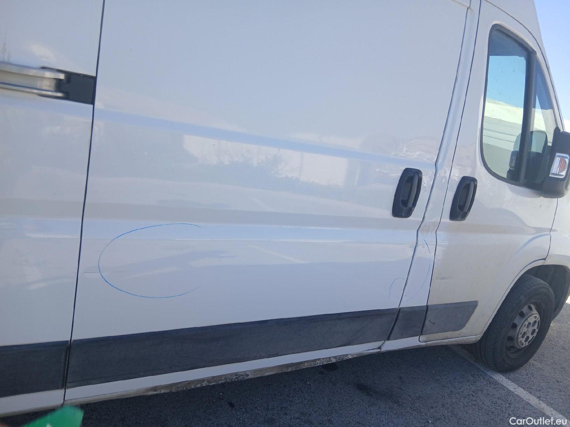  Citroen  Jumper CITROEN  BlueHDi 140 CV Furgón 35L3H3 #50