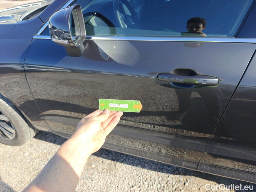  Volvo  XC60 VOLVO  / 2017 / 5P / todoterreno 2.0 B4 D Core Auto #12