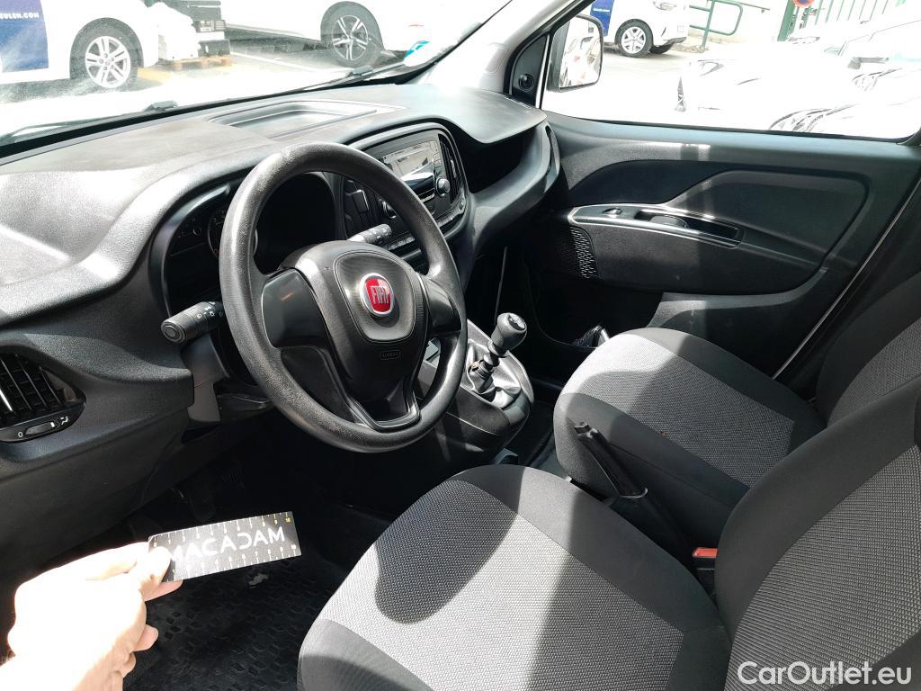  Fiat  Doblo FIAT Doblò Cargo/2015/3P/furgón derivado de turismo Cargo Base Plus 1.4 Tjet 89kW GNC  #27