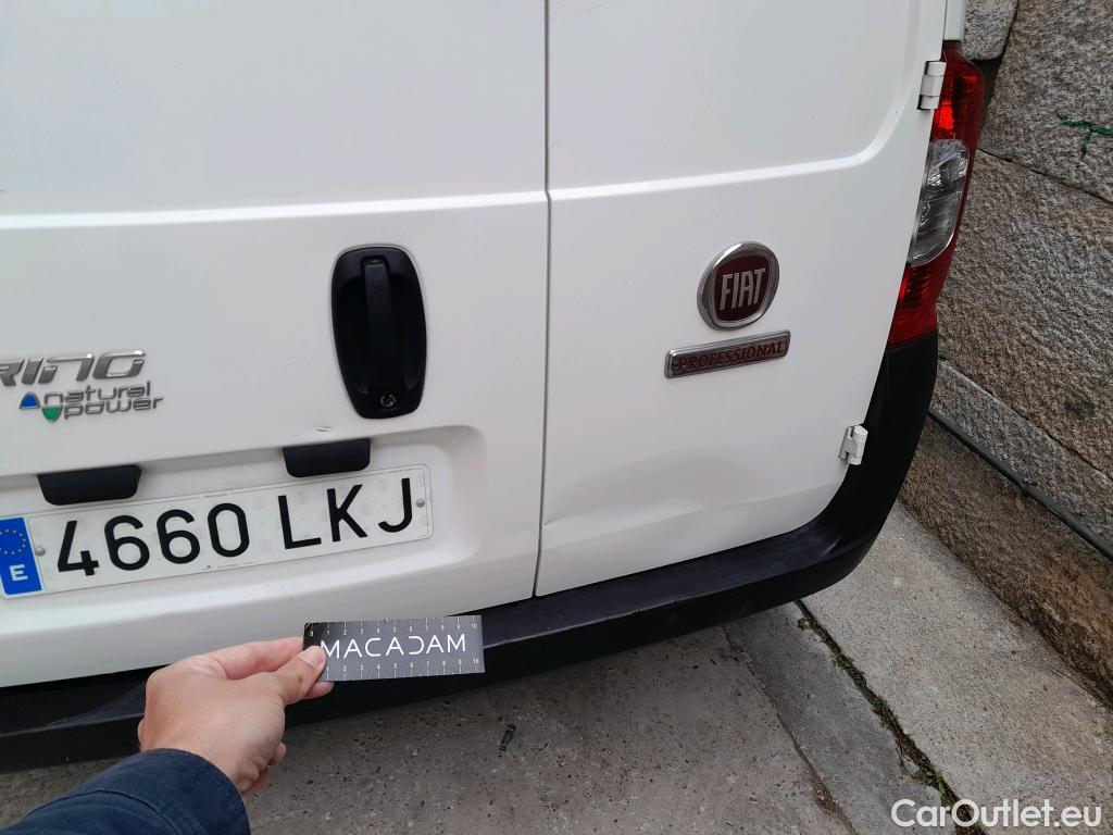 Fiat  Fiorino FIAT  / 2016 / 3P / furgón derivado de turismo Cargo Base 1.4 Natural Power 51kW (70CV) * #1