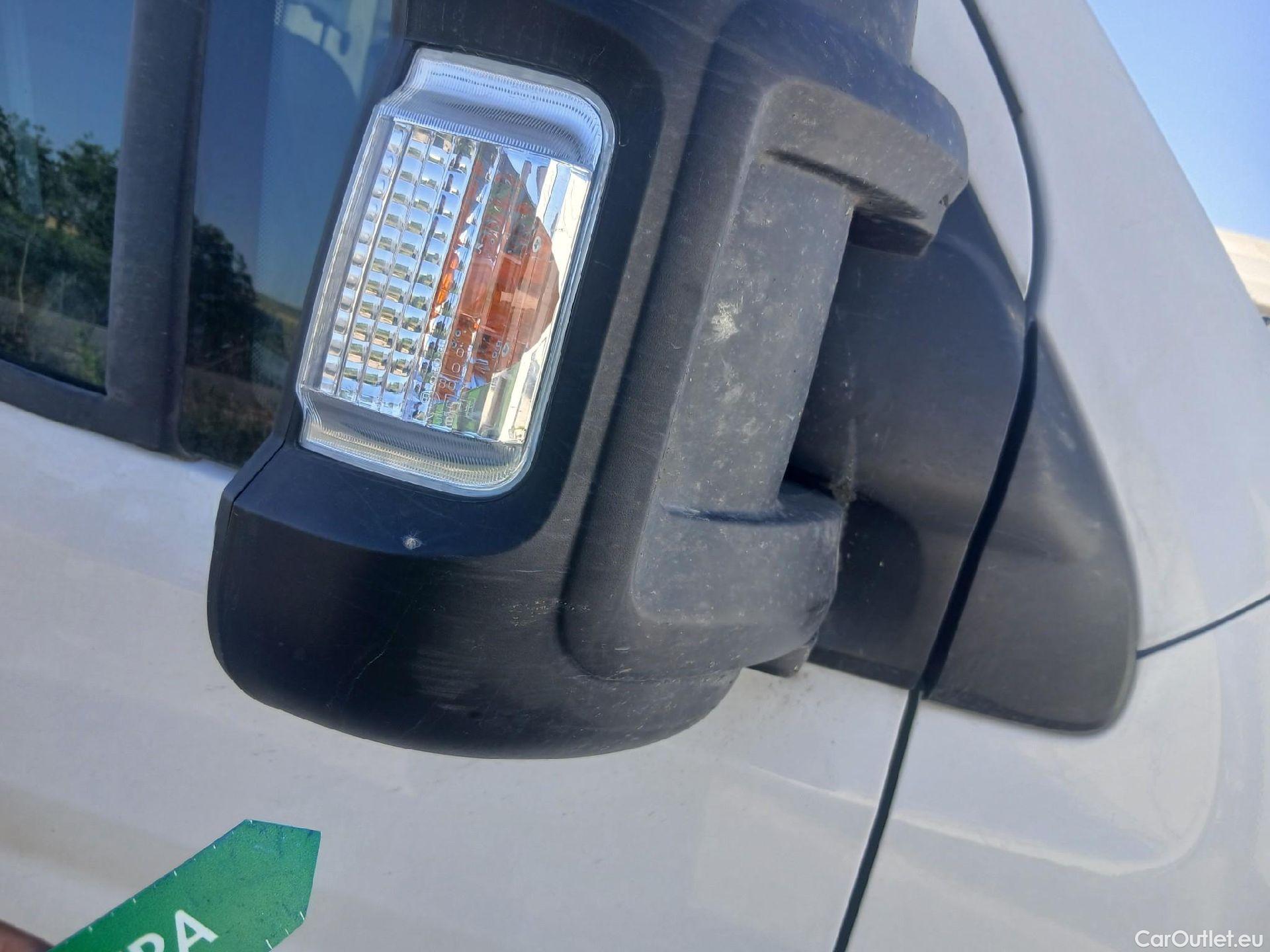  Citroen  Jumper CITROEN  BlueHDi 140 CV Furgón 35L3H3 #58