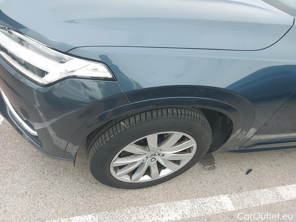  Volvo  XC90 VOLVO  2.0 D5 AWD Momentum 235 CV #32