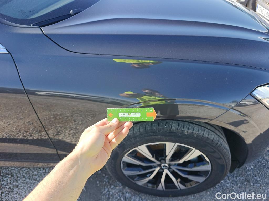  Volvo  XC60 VOLVO  / 2017 / 5P / todoterreno 2.0 B4 D Core Auto #37