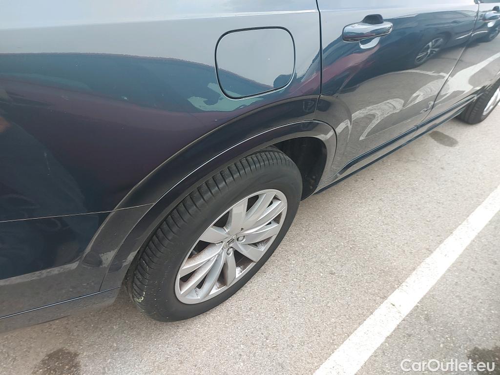  Volvo  XC90 VOLVO  2.0 D5 AWD Momentum 235 CV #34
