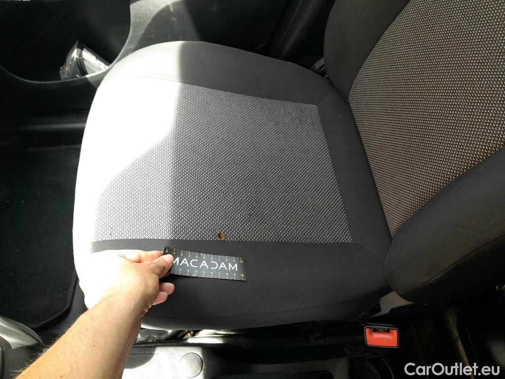  Fiat  Doblo FIAT Doblò Cargo/2015/3P/furgón derivado de turismo Cargo Base Plus 1.4 Tjet 89kW GNC  #19