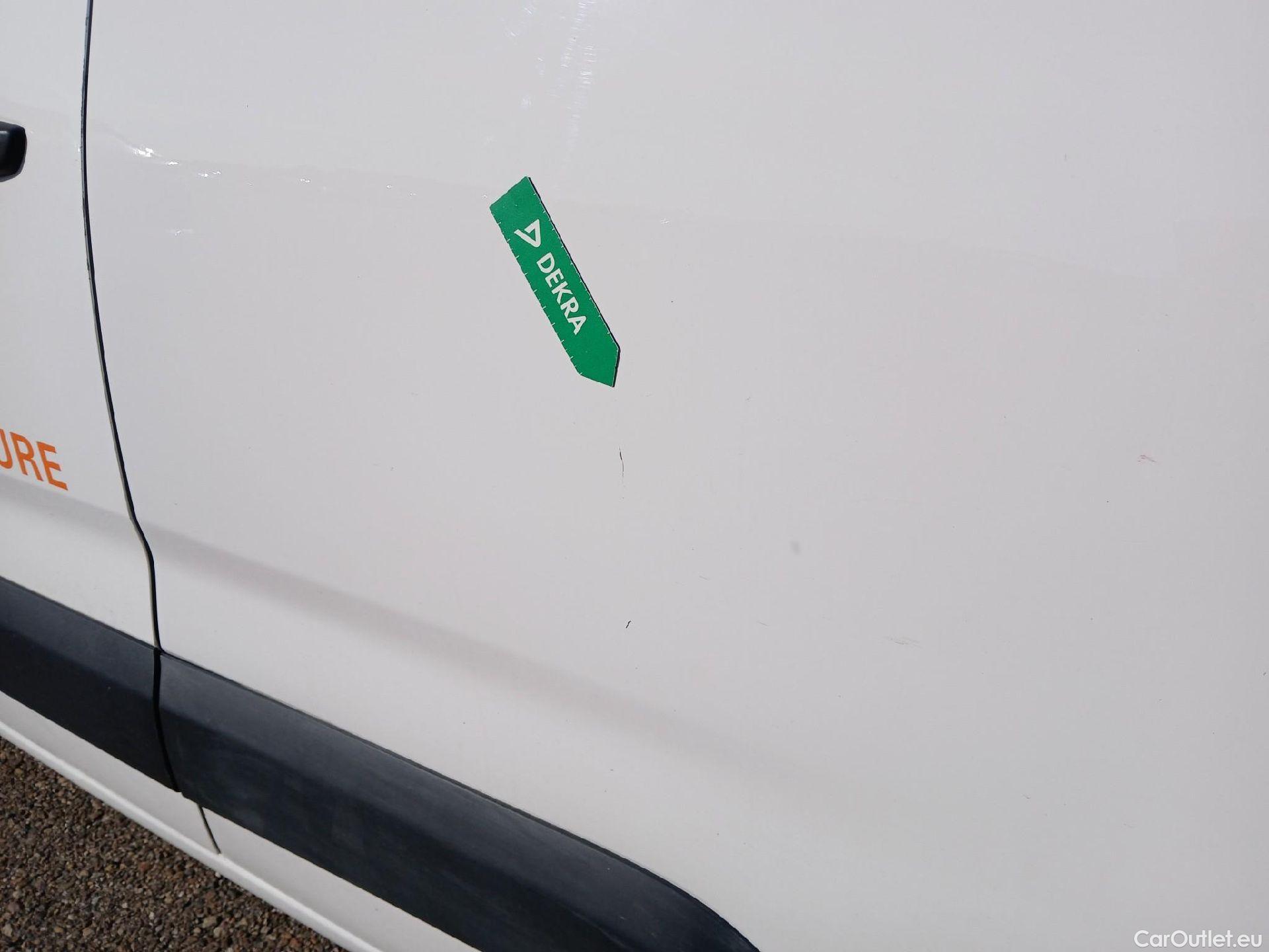  Citroen  Berlingo CITROEN  / 2018 / 3P / furgón derivado de turismo Talla M BlueHDi 100 CONTROL #20