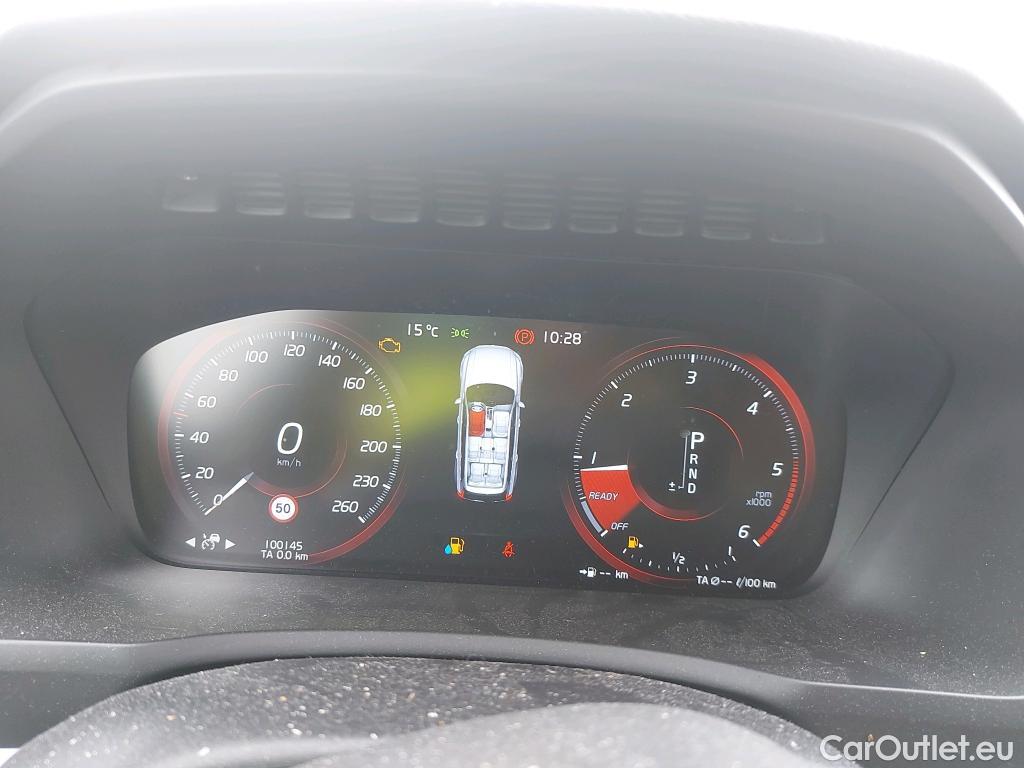  Volvo  XC90 VOLVO  2.0 D5 AWD Momentum 235 CV #36