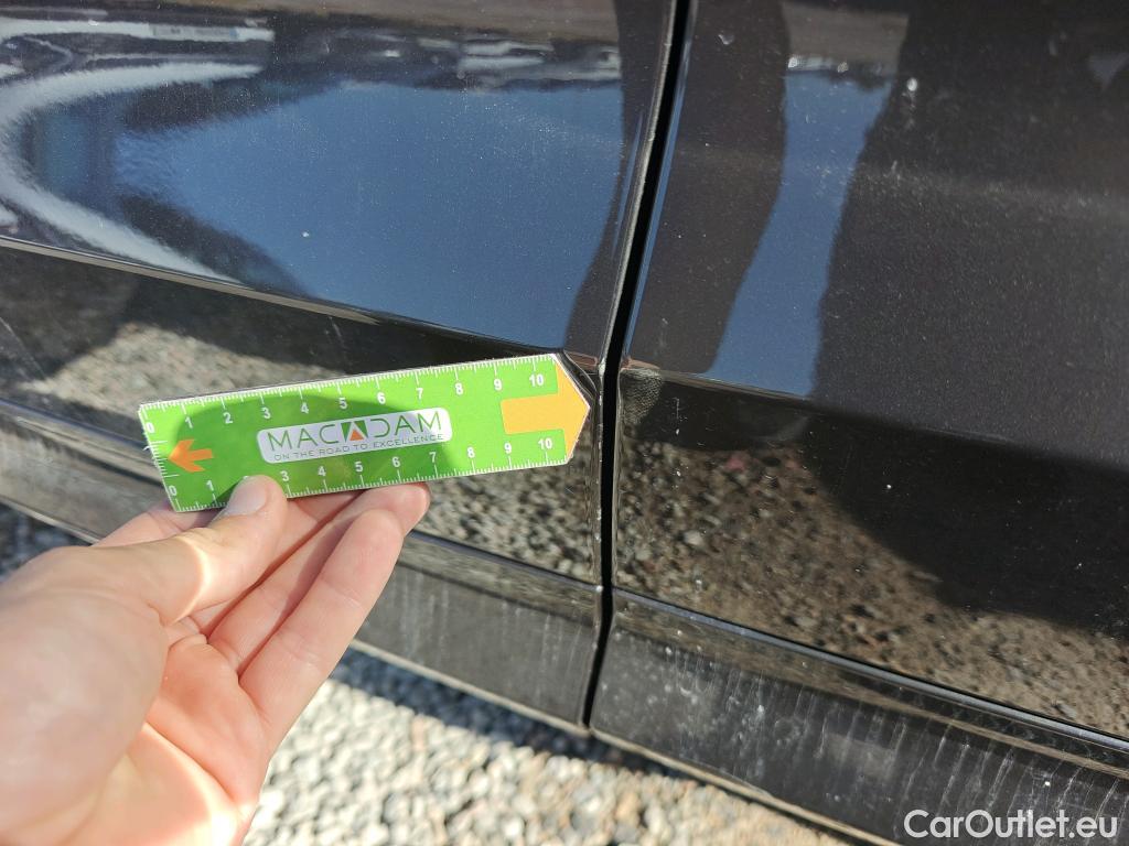  Volvo  XC60 VOLVO  / 2017 / 5P / todoterreno 2.0 B4 D Core Auto #16