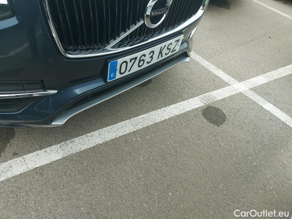  Volvo  XC90 VOLVO  2.0 D5 AWD Momentum 235 CV #24