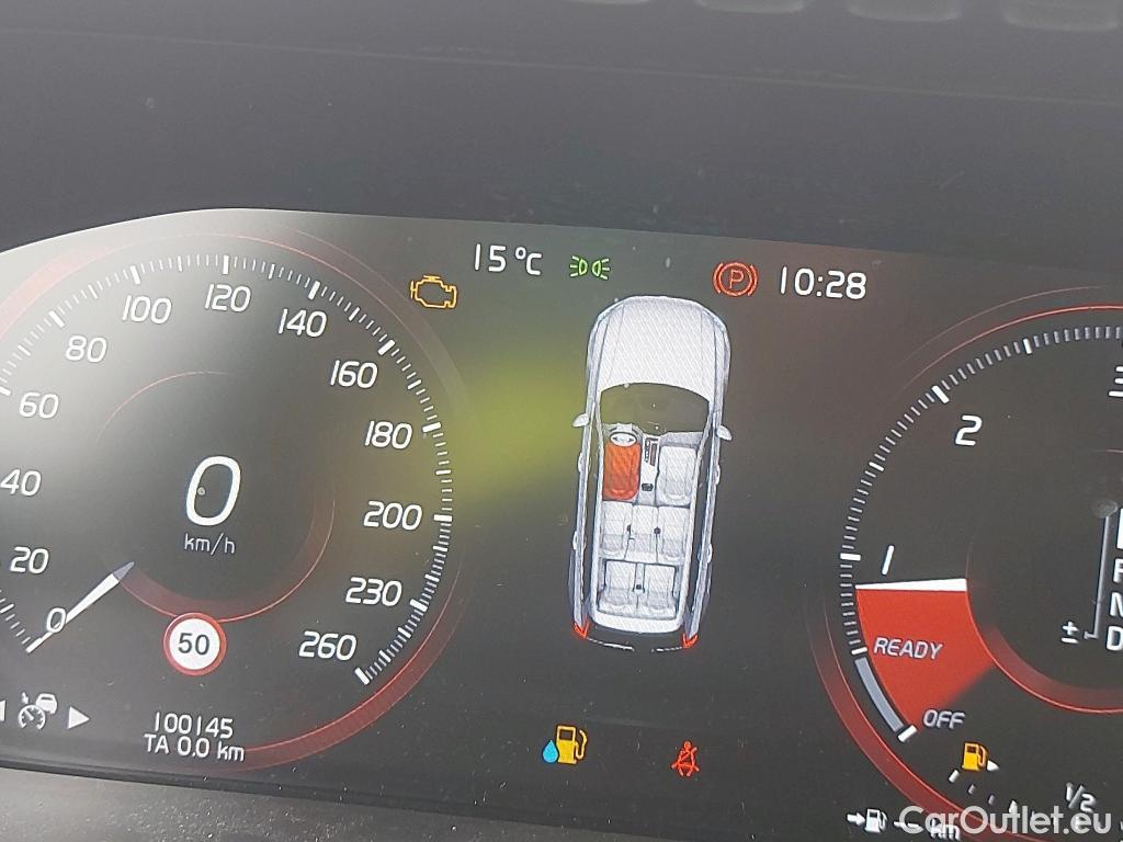  Volvo  XC90 VOLVO  2.0 D5 AWD Momentum 235 CV #37