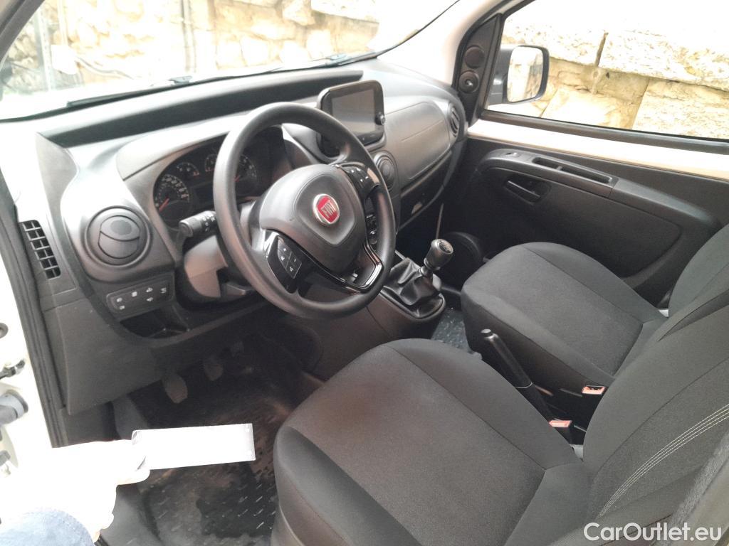  Fiat  Fiorino FIAT  / 2016 / 3P / furgón derivado de turismo Cargo Base 1.4 Natural Power 51kW (70CV) * #22