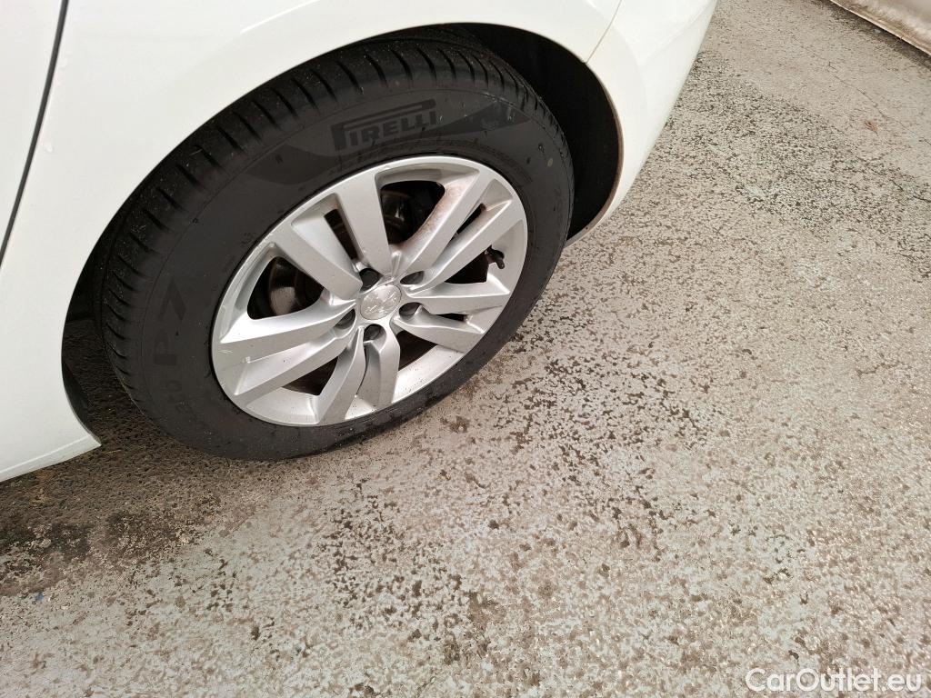  Peugeot  308  Active Business 1.2 PureTech 110CV BVM6 E6d #37