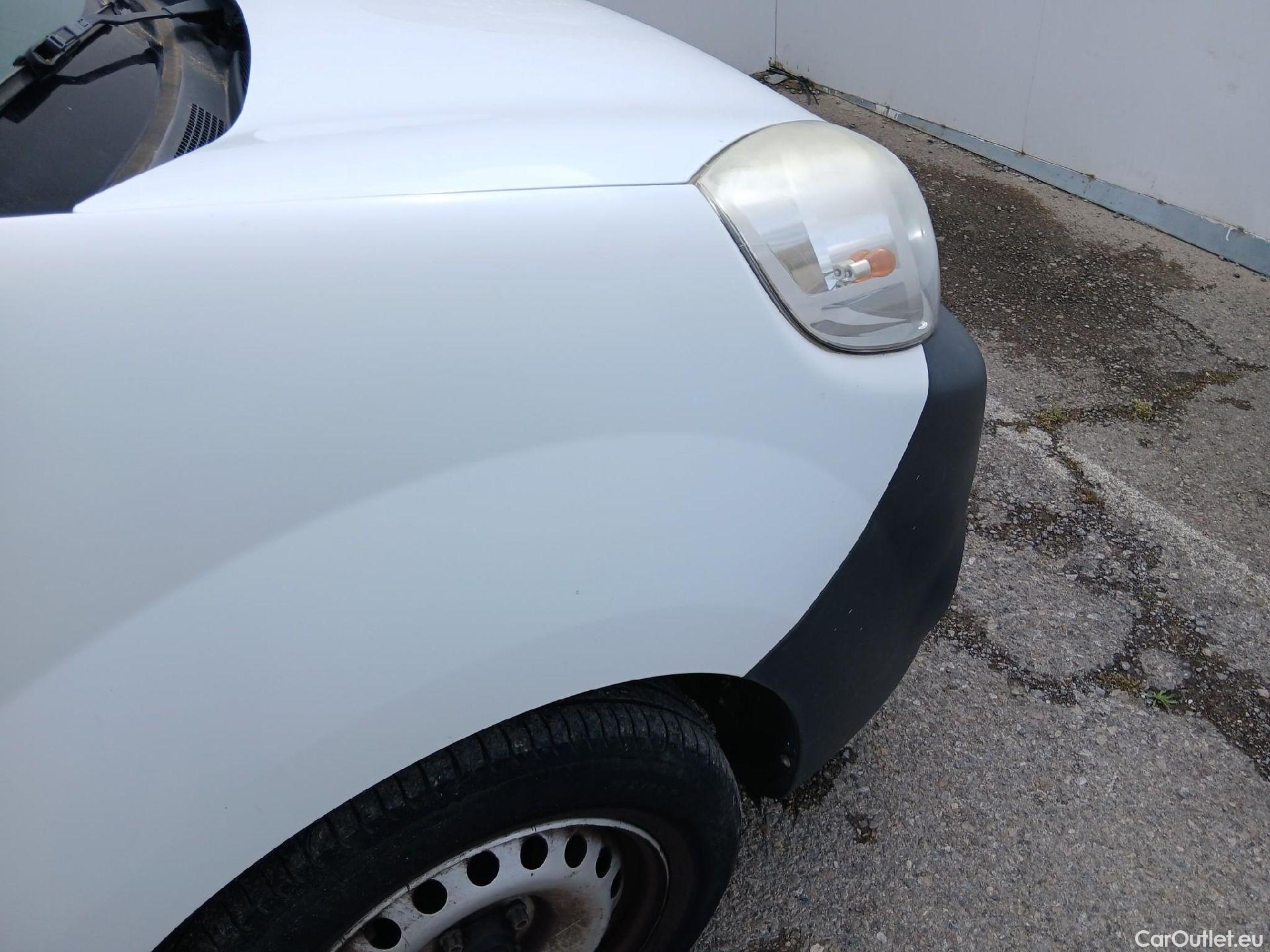  Renault  Kangoo RENAULT  Furgón dCi 75 CV #30