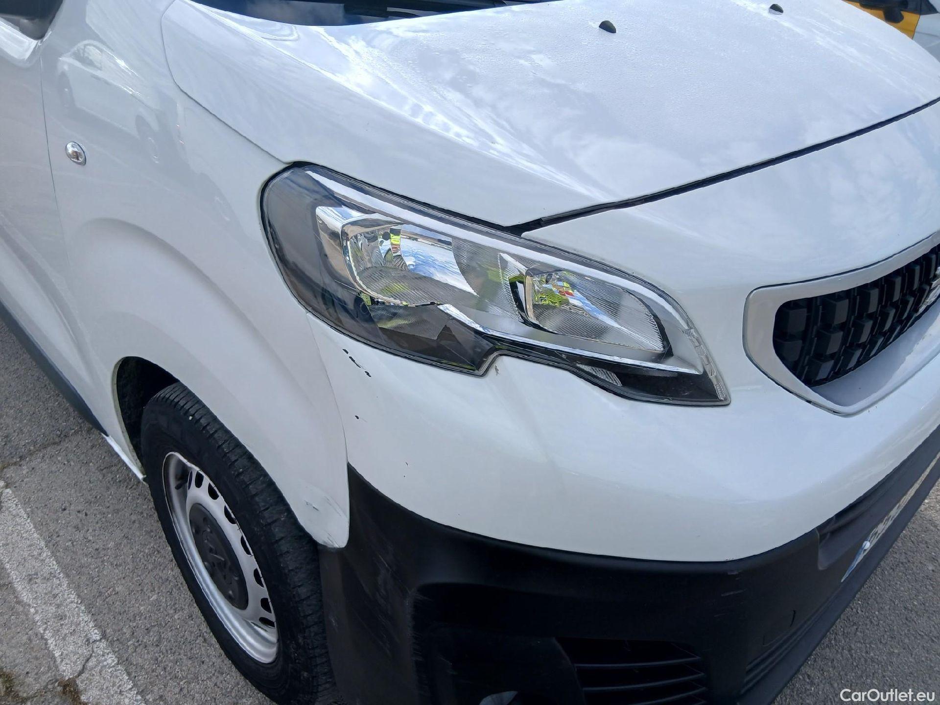  Peugeot  Expert PEUGEOT  / 2016 / 4P / furgón Furgón Premium 1.5 BlueHDi 100 Standard (AC) #2