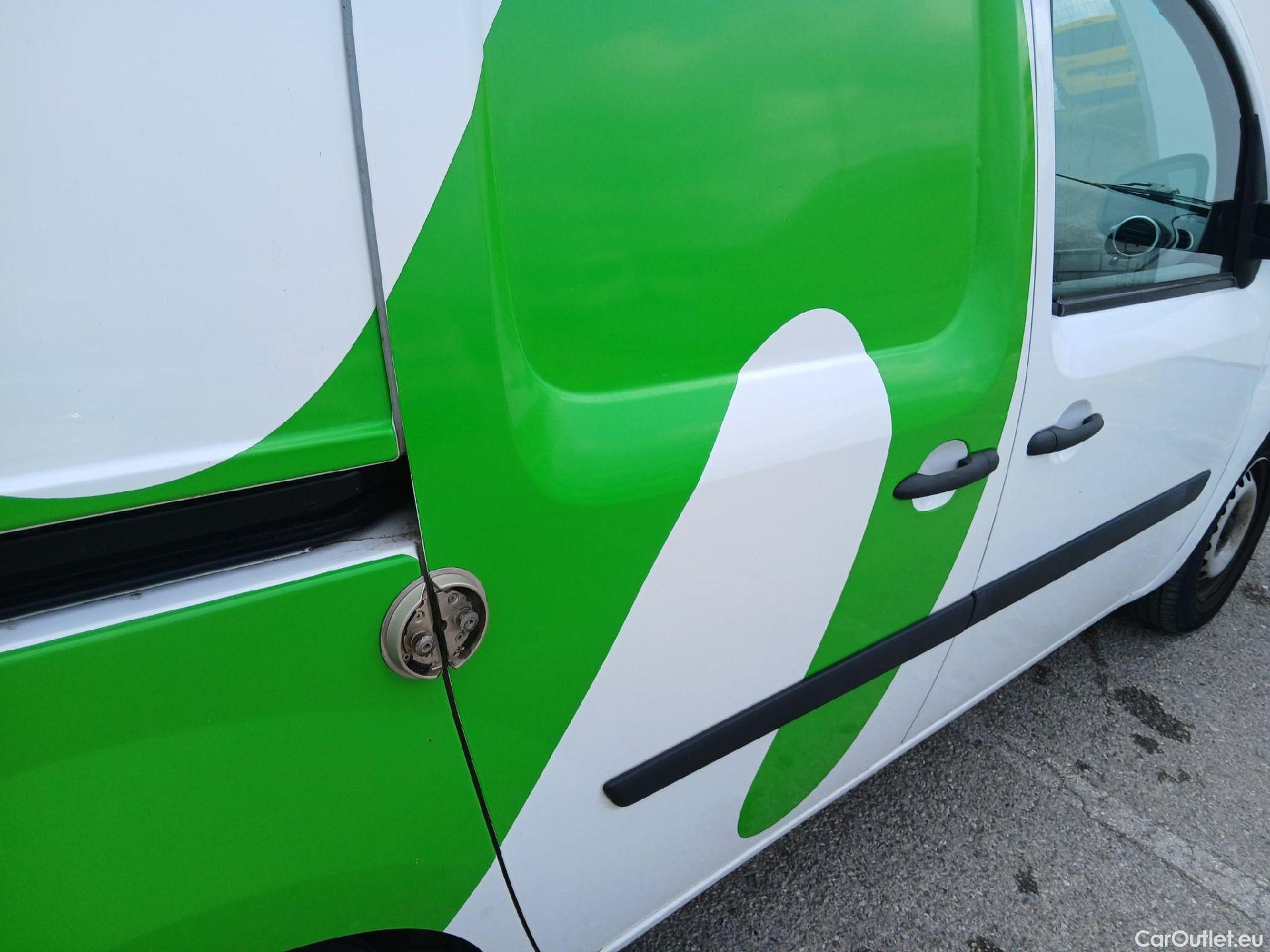  Renault  Kangoo RENAULT  Furgón dCi 75 CV #26