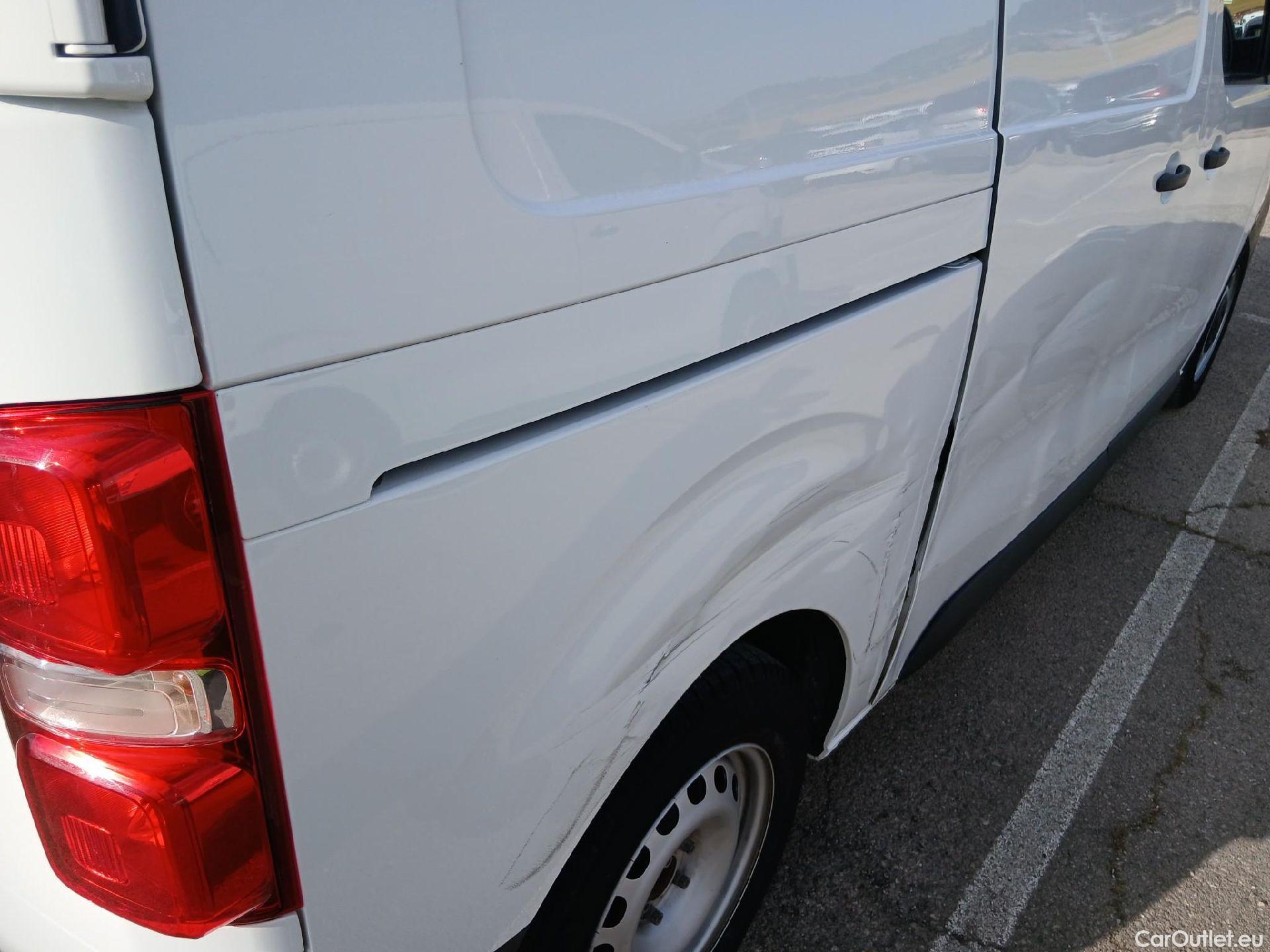  Peugeot  Expert PEUGEOT  / 2016 / 4P / furgón Furgón Premium 1.5 BlueHDi 100 Standard (AC) #15