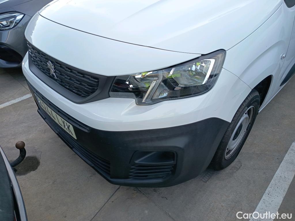  Peugeot  Partner PEUGEOT  / 2018 / 3P / furgón derivado de turismo Pro Standard 600kg BlueHDi 73kW #7