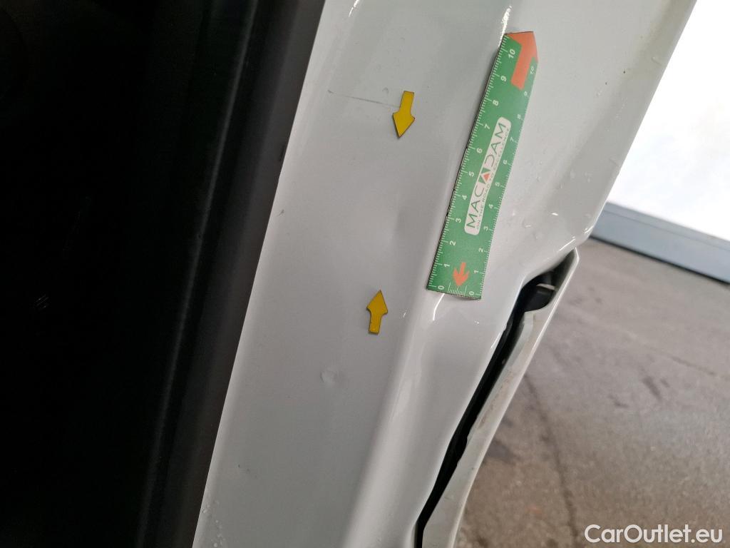  Renault  Trafic  Fourgon L2H1 3T Grand Confort 2.0 dCi 130CV BVM6 E6d #26