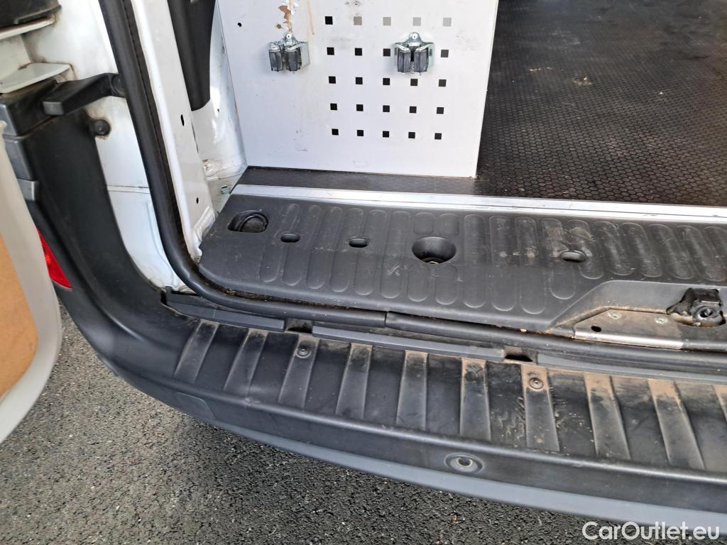  Renault  Kangoo  II Express Maxi Extra (Série Spéciale) 1.5 dCi 95CV BVM6 E6dT #27