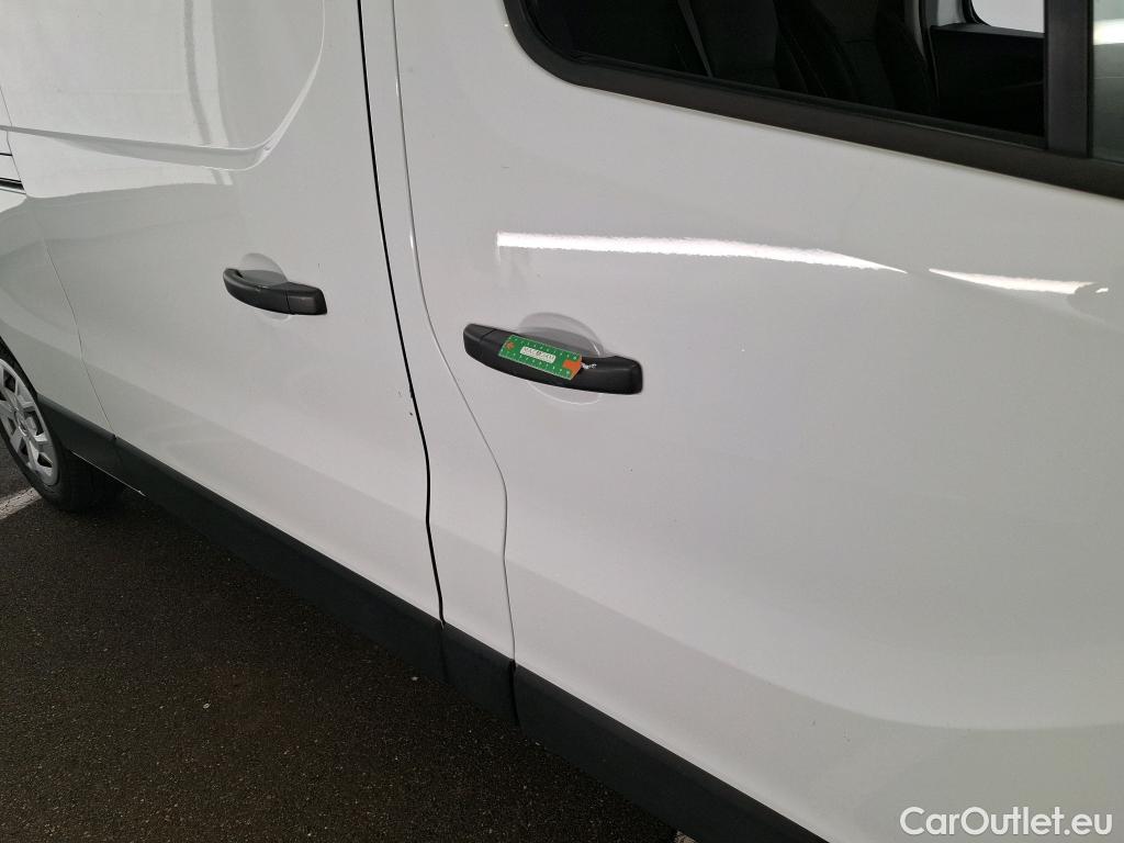  Renault  Trafic  Fourgon L2H1 3T Grand Confort 2.0 dCi 130CV BVM6 E6d #70