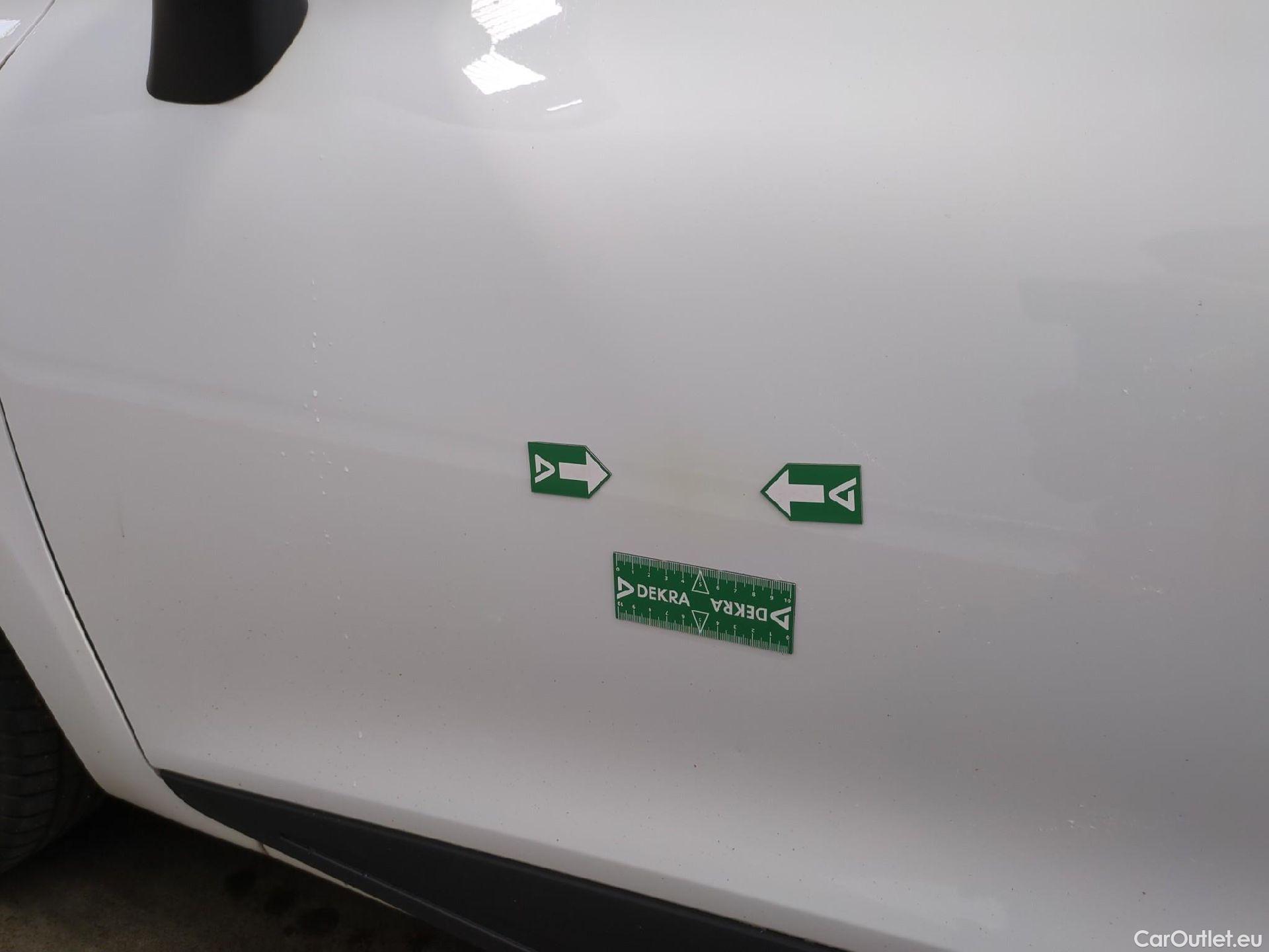  Renault  Clio RENAULT  Société VU 5p Berline Air dCi 75 #31