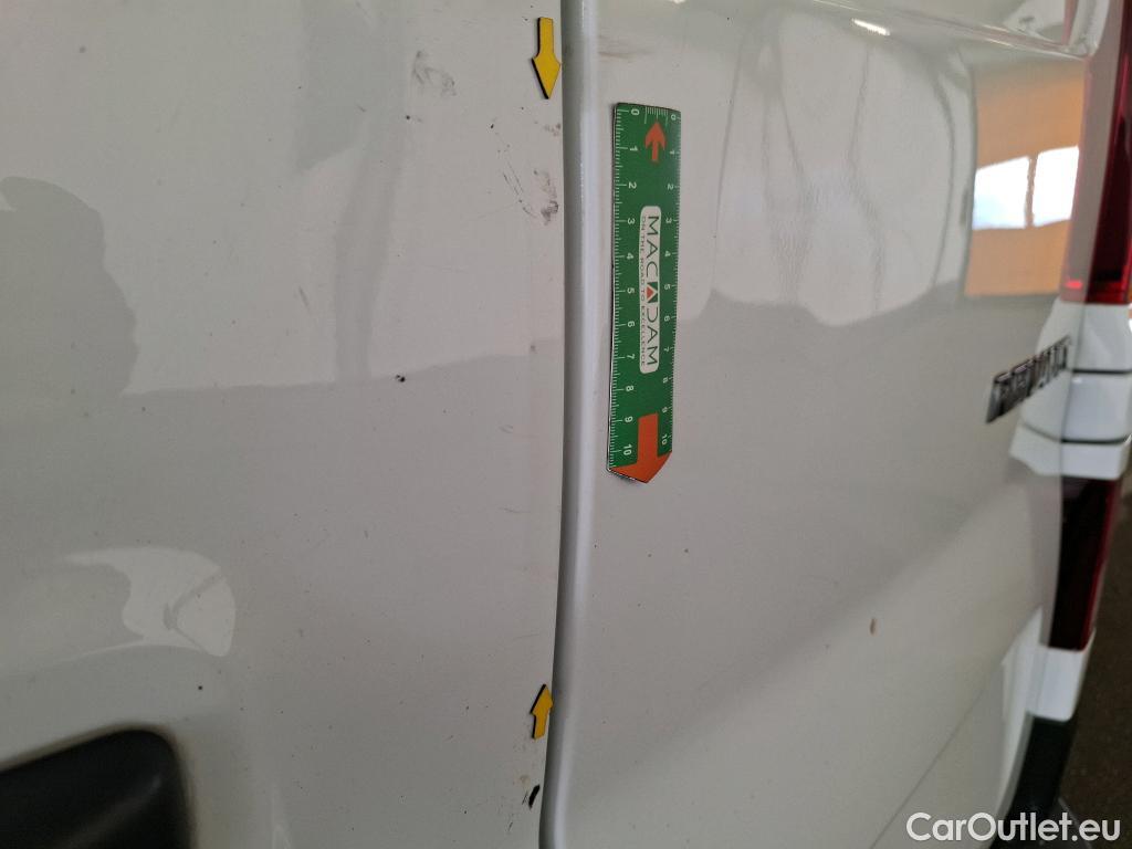  Renault  Trafic  Fourgon L2H1 3T Grand Confort 2.0 dCi 130CV BVM6 E6d #9