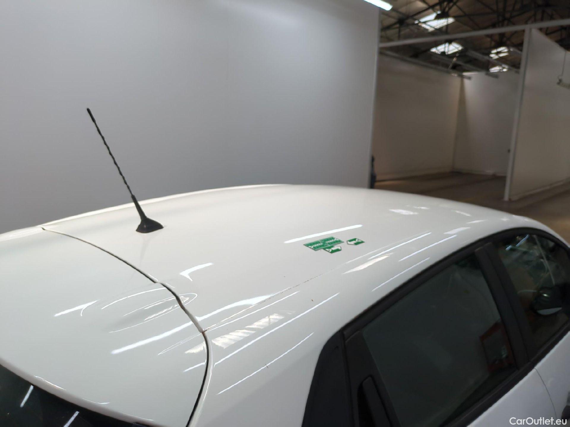  Renault  Clio RENAULT  Société VU 5p Berline Air dCi 75 #1