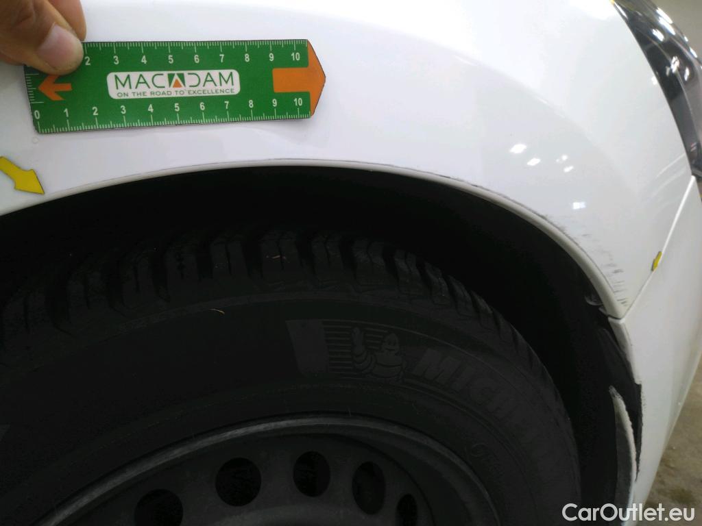  Renault  Clio  IV Air MediaNav 1.5 dCi 75CV BVM5 E6 #55