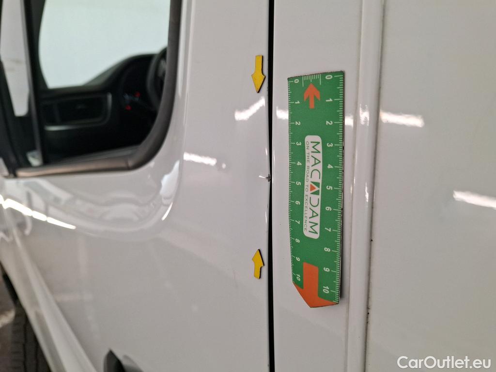  Renault  Trafic  Fourgon L2H1 3T Grand Confort 2.0 dCi 130CV BVM6 E6d #21