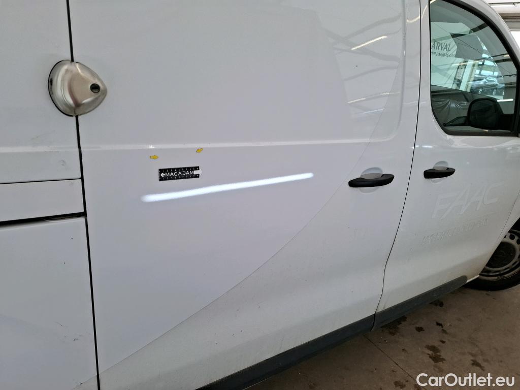  Opel  Vivaro OPEL  / 2019 / 4P / Fourgon tôlé 1.5 Diesel 120 ch L2 Pack Busin #1