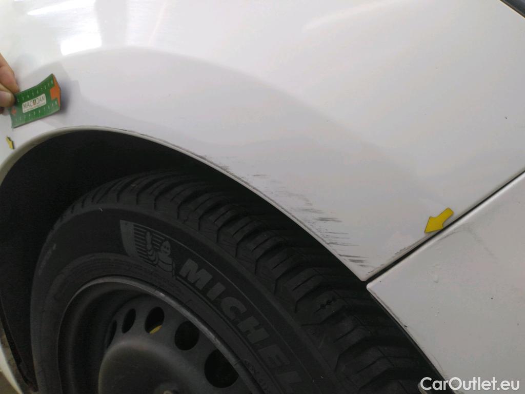  Renault  Clio  IV Air MediaNav 1.5 dCi 75CV BVM5 E6 #56