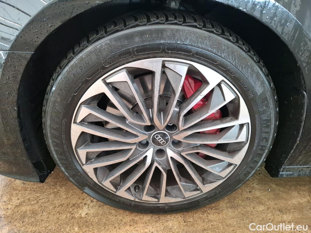  Audi  A6 AUDI  Avant / 2018 / 5P / Break 55 TFSI e quattro S tronic 7 Compétition #28