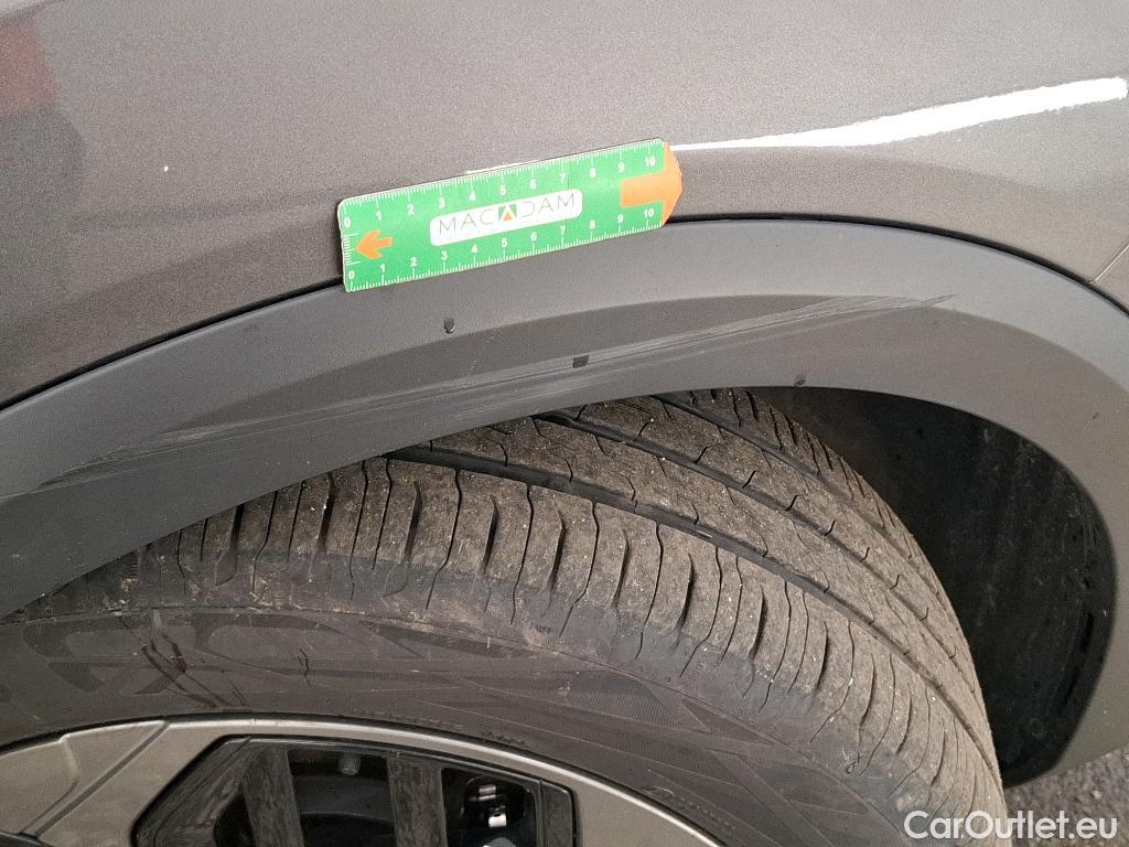 Citroen  C4  Berline Feel Pack 1.5 BlueHDI 110CV BVM6 E6d #22