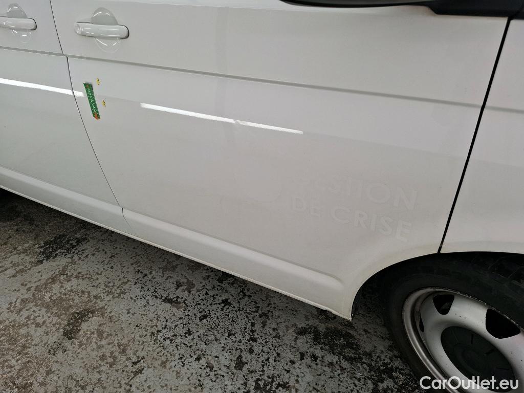  Volkswagen  Transporter VOLKSWAGEN  / 2019 / 4P / Fourgon tôlé 2.0 TDi 150 L1H1 Business Plus #36
