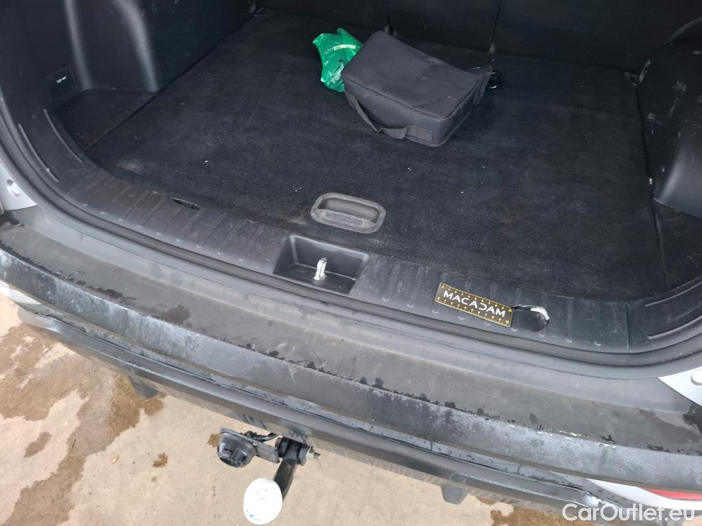  Hyundai  Tucson HYUNDAI  / 2020 / 5P / SUV 1.6 HYBRID 230 INTUITIVE #10