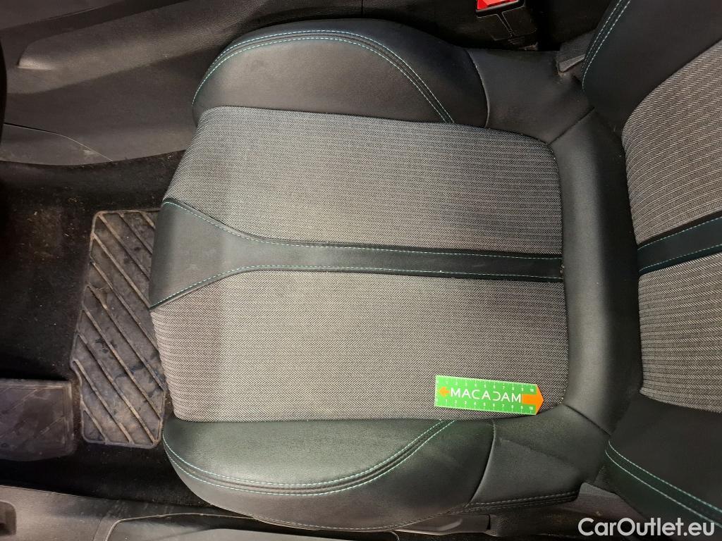  Peugeot  3008  II Allure Pack 1.2 PureTech 130CV BVA8 E6d #19