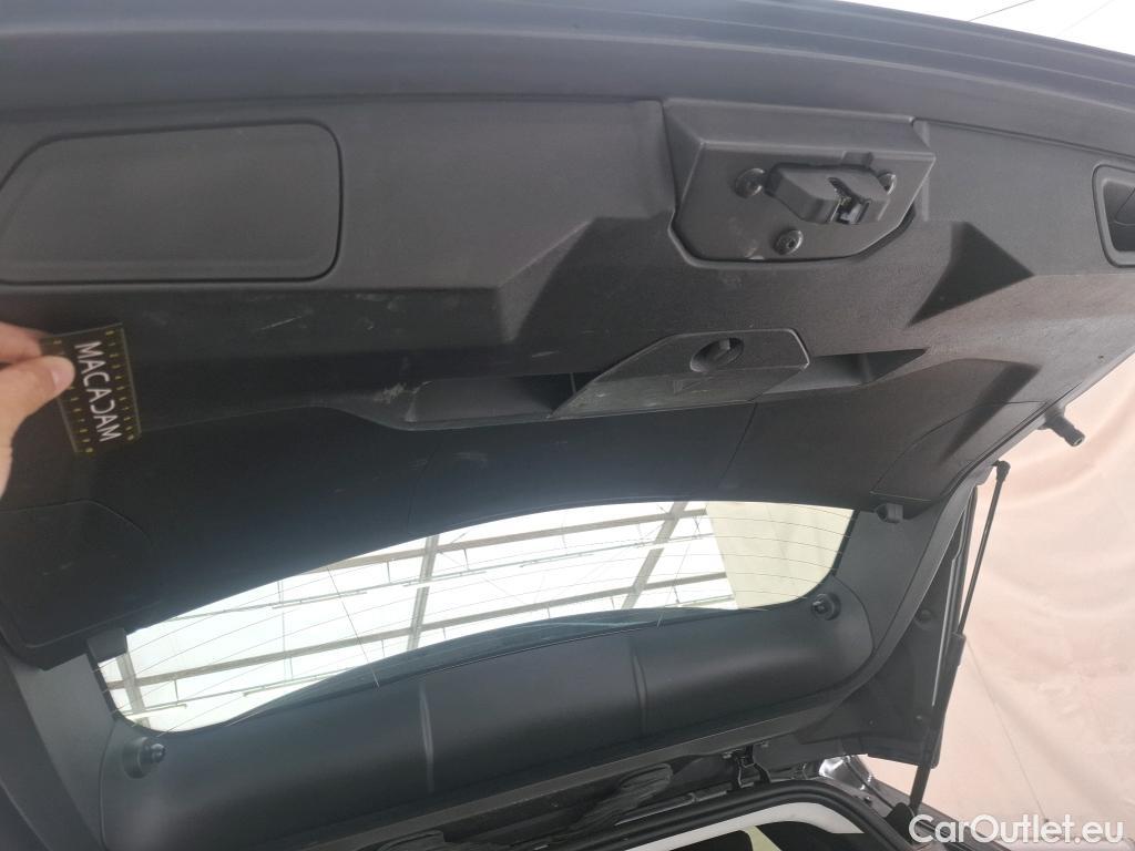  Peugeot  3008  Active Business 1.2 PureTech 130CV BVA8 E6d #49