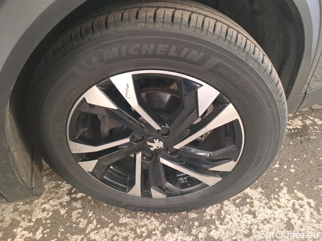  Peugeot  2008  Allure Pack 1.5 HDi 110CV BVM6 E6d #6