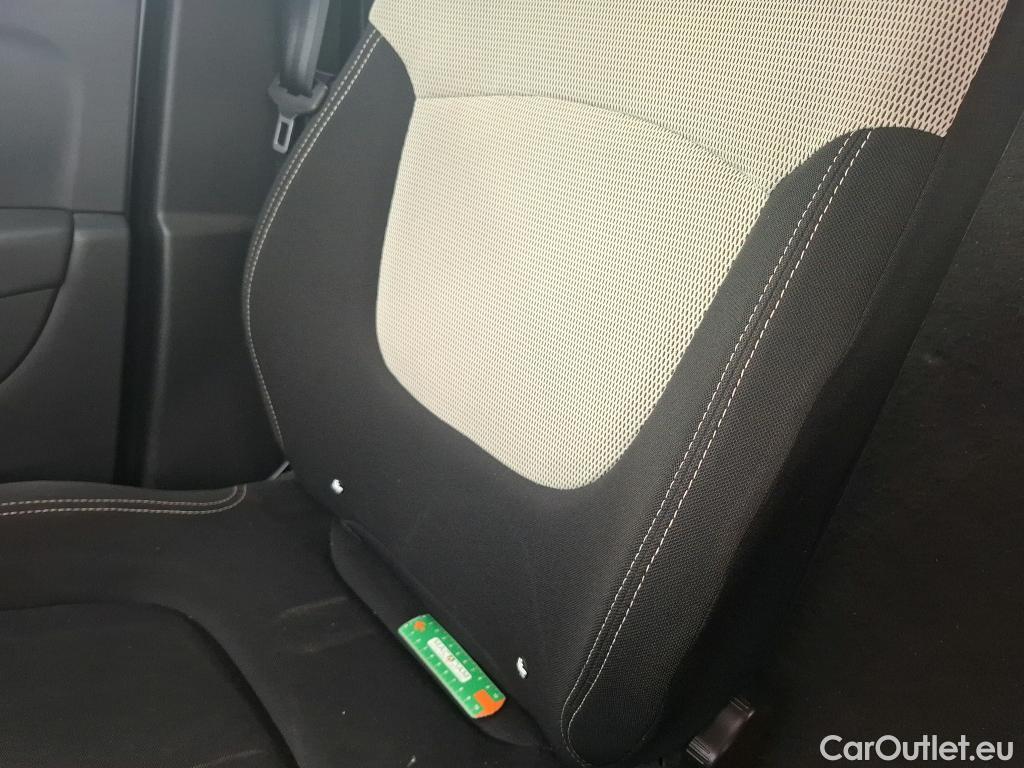  Renault  Captur  Business 1.5 dCi 90CV BVA6 E6 #21
