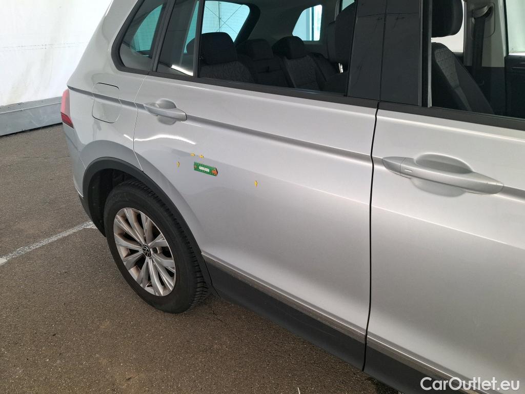  Volkswagen  Tiguan VOLKSWAGEN  / 2020 / 5P / SUV 2.0 TDI 150 DSG7 Life Business #30