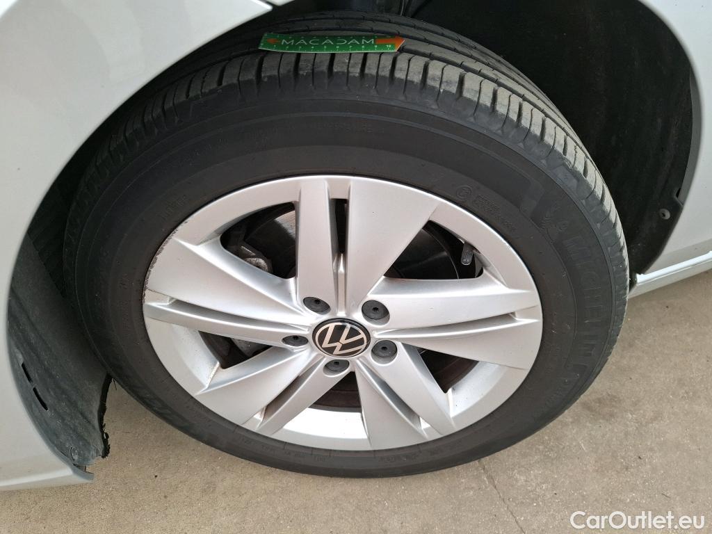 Volkswagen  Golf  VOLKSWAGEN / 2020 / 5P / Berline 1.0 eTSI OPF 110 DSG7 Life Business #11