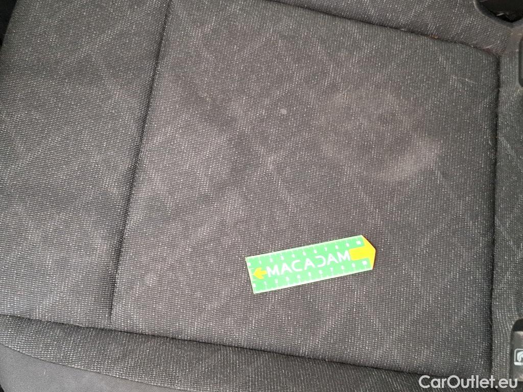  Volkswagen  Golf  VOLKSWAGEN / 2020 / 5P / Berline 1.0 eTSI OPF 110 DSG7 Life Business #22