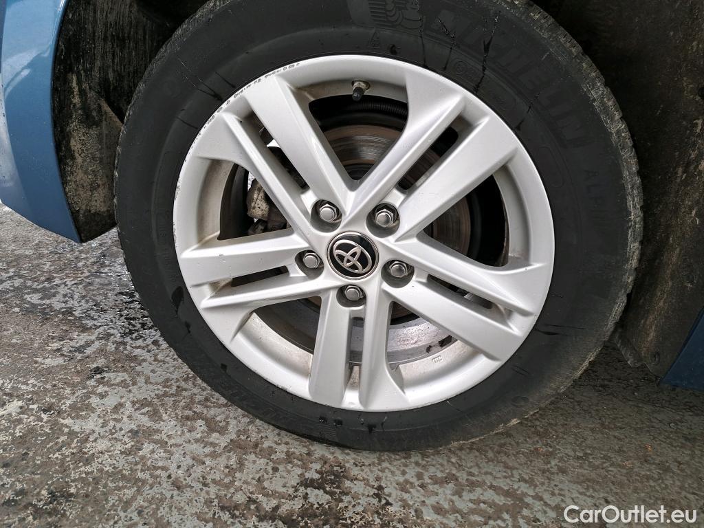  Toyota  Corolla TOYOTA  / 2018 / 5P / Berline Hybride 122h Dynamic Business Stage Acad #13