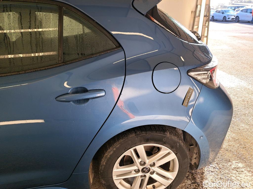  Toyota  Corolla TOYOTA  / 2018 / 5P / Berline Hybride 122h Dynamic Business Stage Acad #3