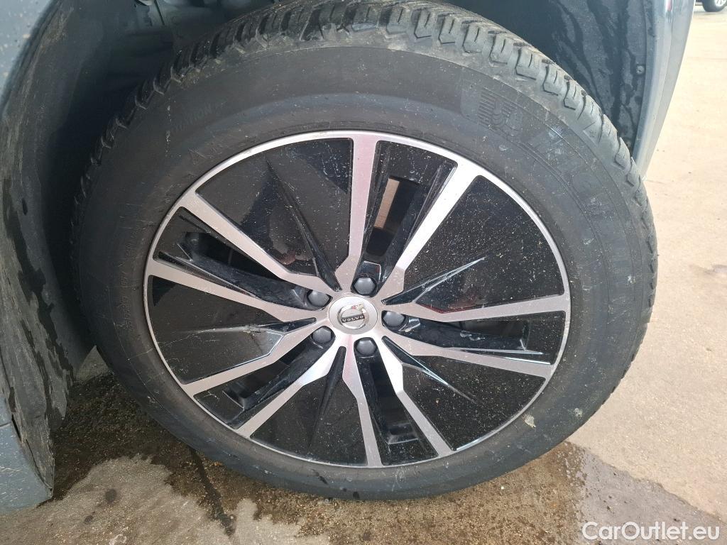  Volvo  XC90 VOLVO  2019 5P SUV Recharge T8 AWD GT 8 Start #44